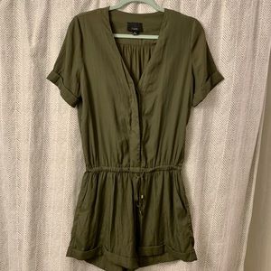 Anthropologie Pants - Limiere Army Green Romper ✨Anthropologie✨ Anthropologie Pants - Limiere Army Green Romper ✨Anthropologie✨